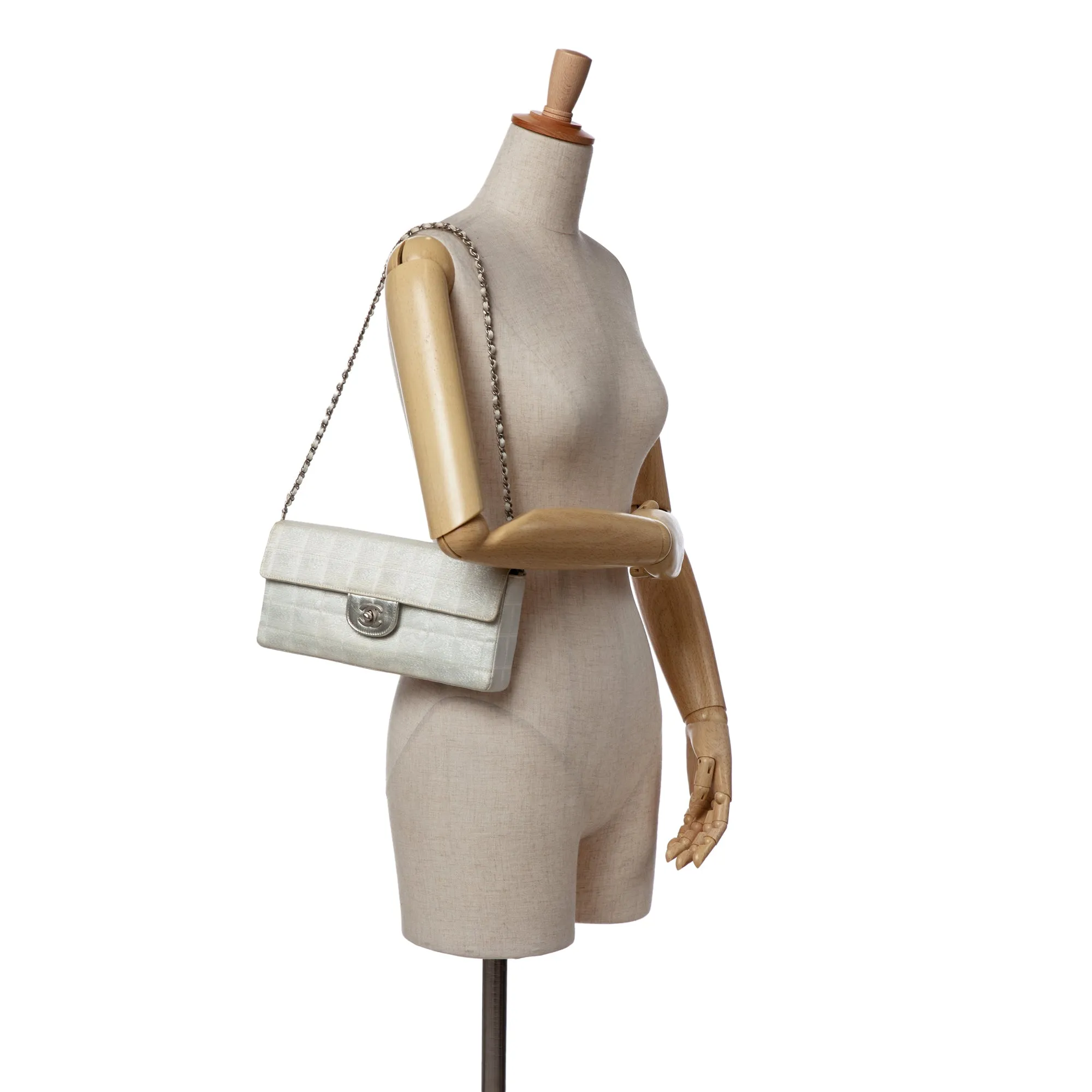 New Travel Line Nylon East West Flap