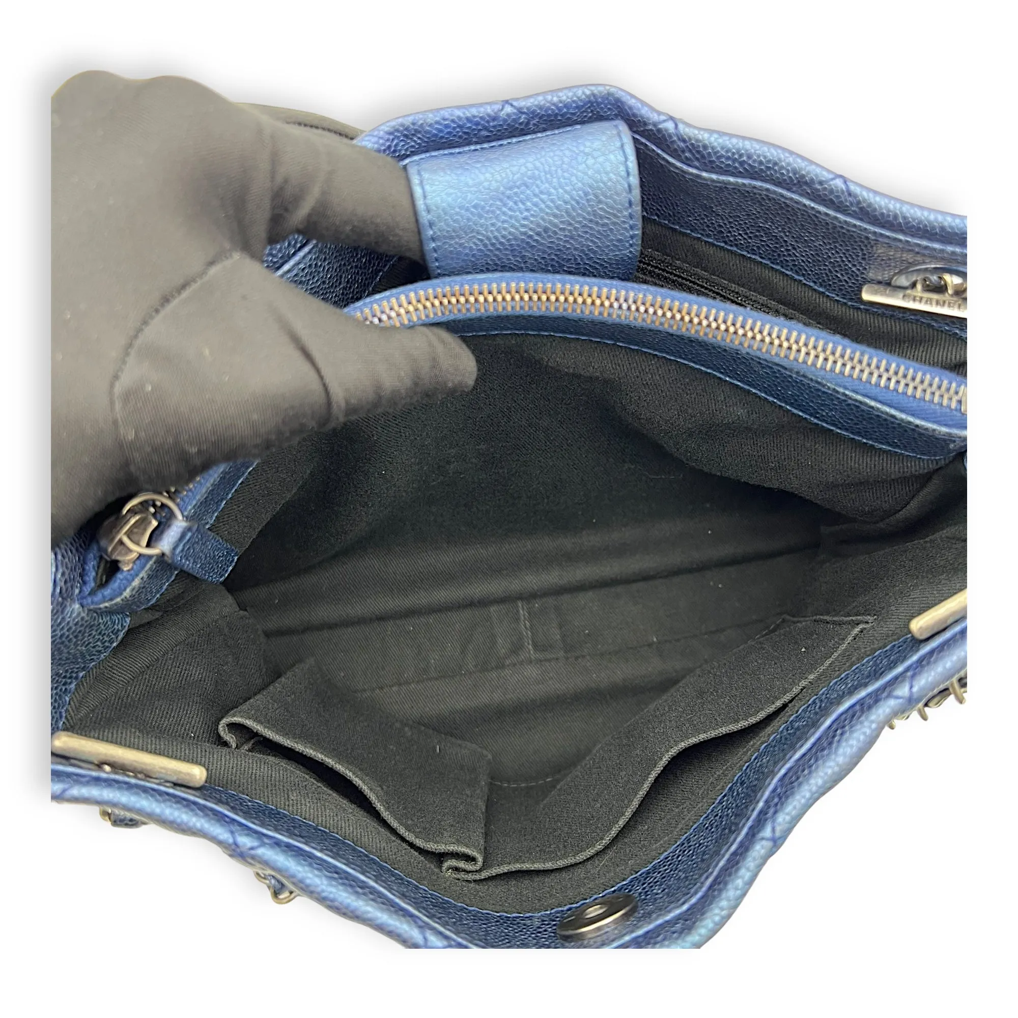 Others Tote Bag Blue in Caviar Leather, Ruthenium hardware