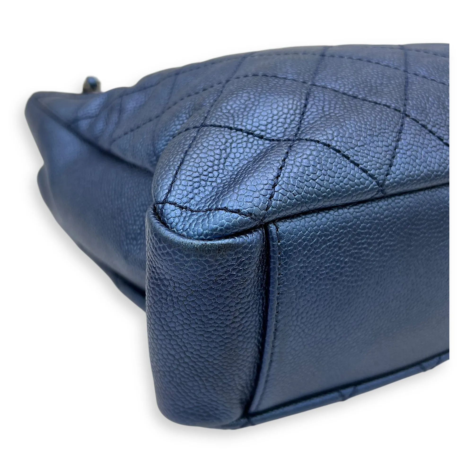 Others Tote Bag Blue in Caviar Leather, Ruthenium hardware