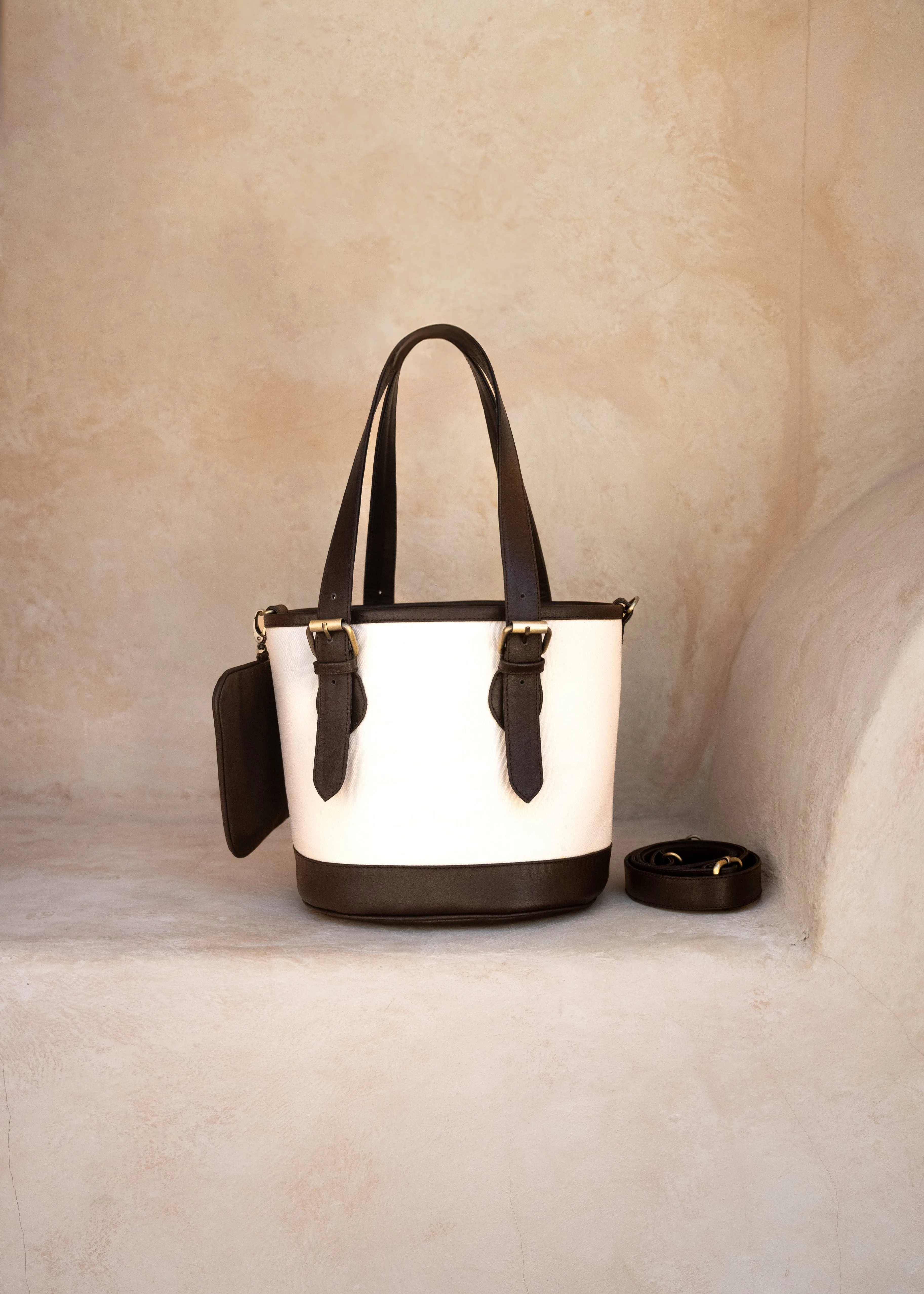 Petra Bucket Bag // Cocoa