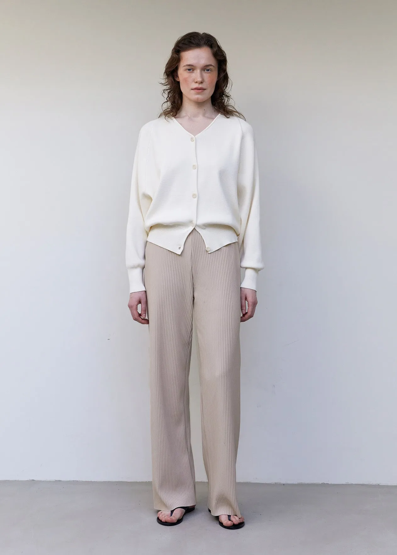 Pleat Banding Pants