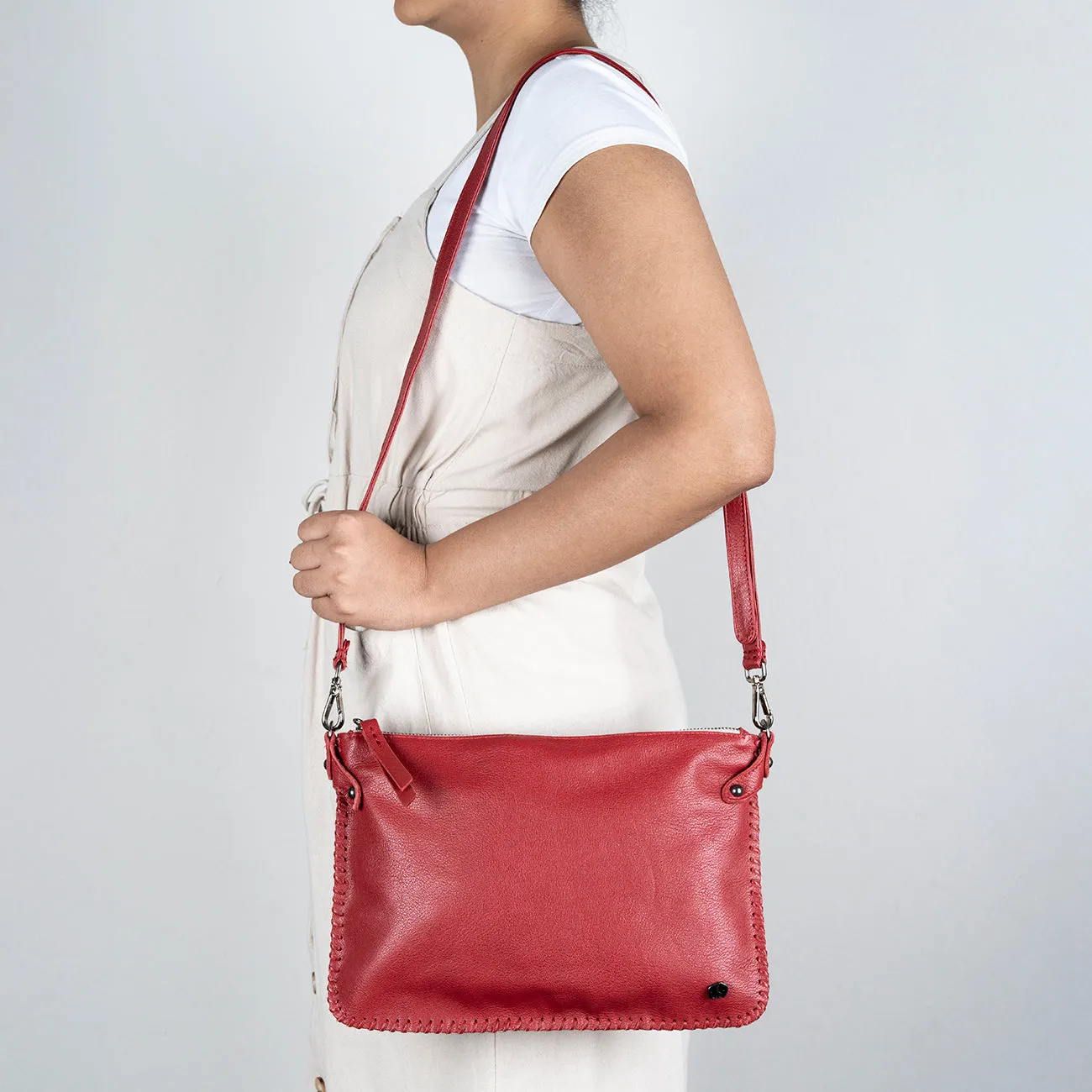 Rantu : Ladies Leather Crossbody Handbag in Valentine Cayak