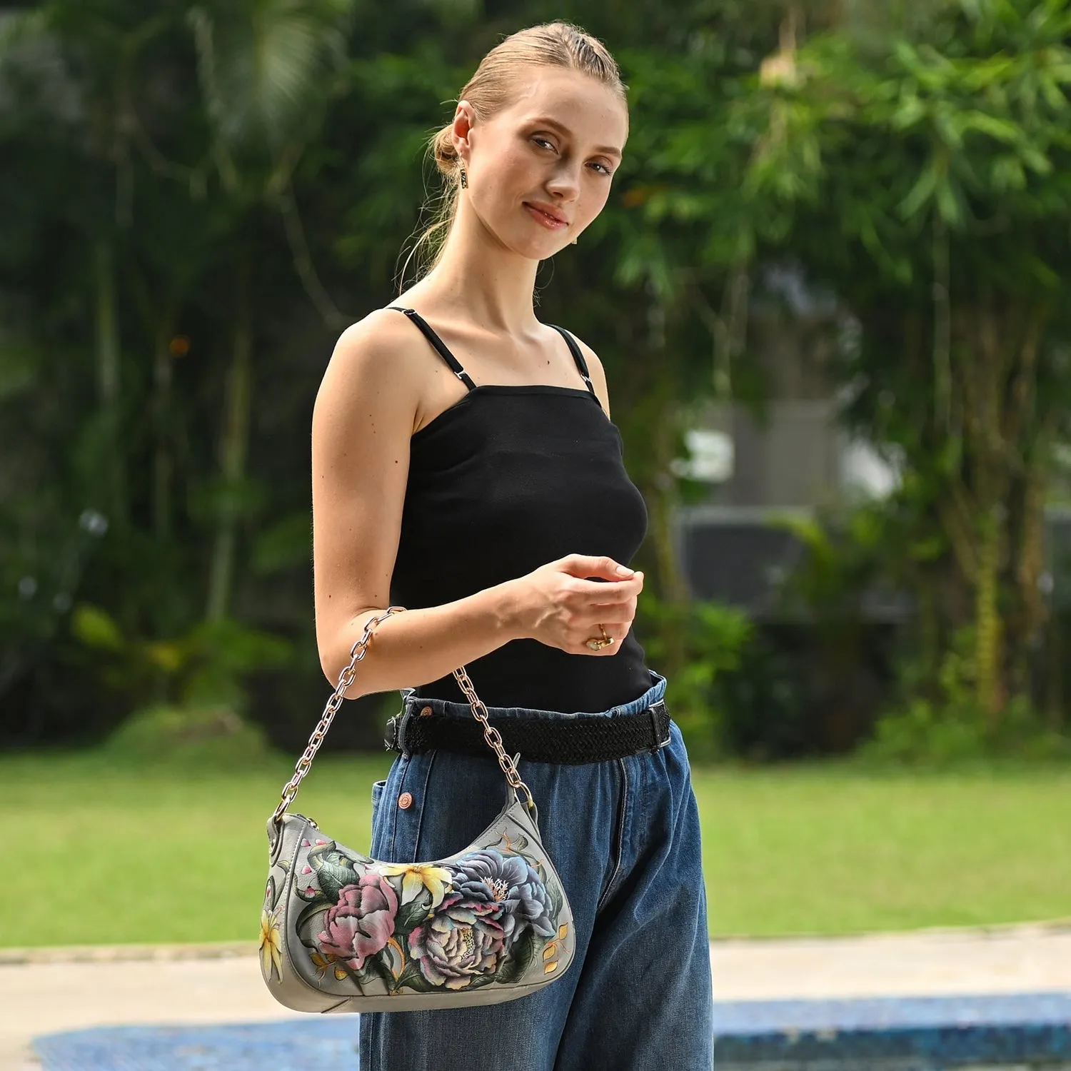 Ruched East West Hobo With Chain - 722
