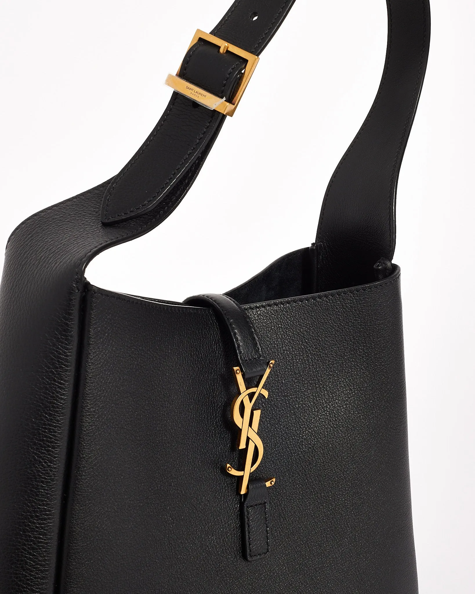 Saint Laurent Black Leather 5 à 7 Small Cassandra Hobo Bag