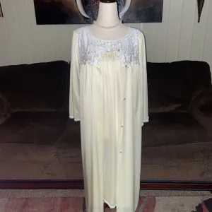 Shadowline • Medium • Yellow • Sunflowers • Embroidery • Nightgown/ Robe Set