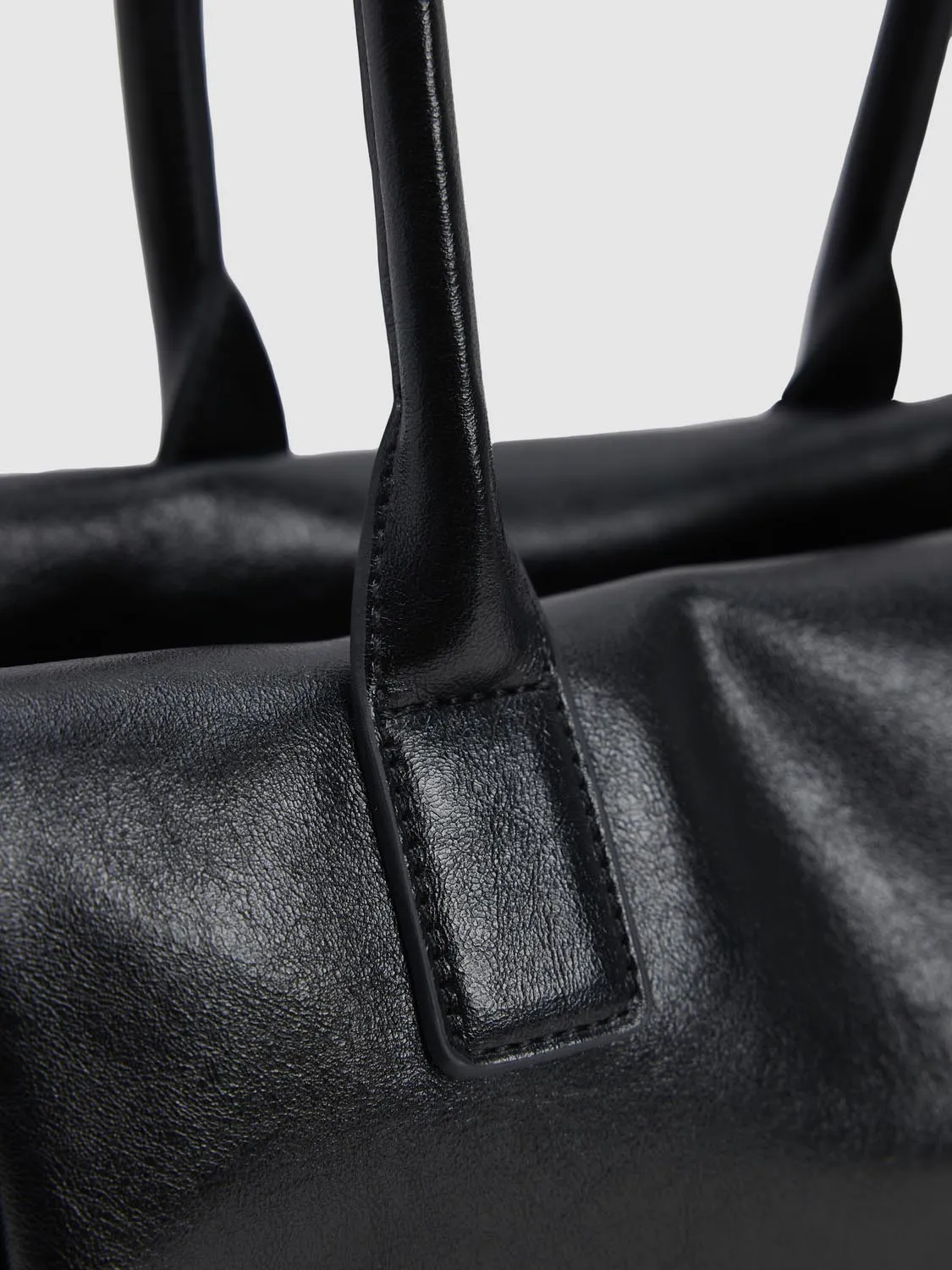 Shoulder Bags
