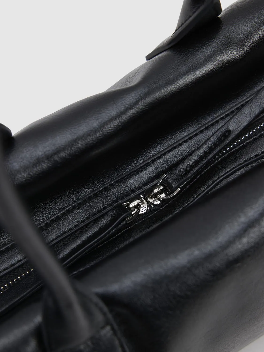 Shoulder Bags