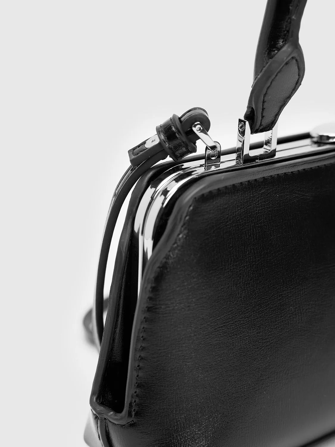 Shoulder Bags