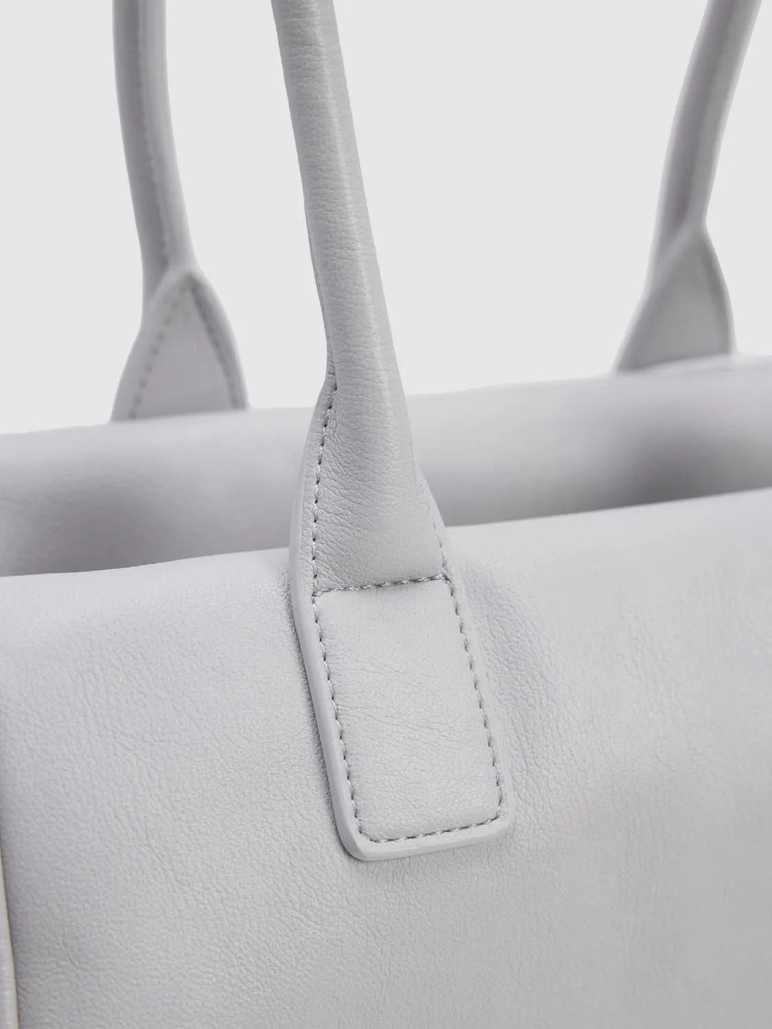 Shoulder Bags