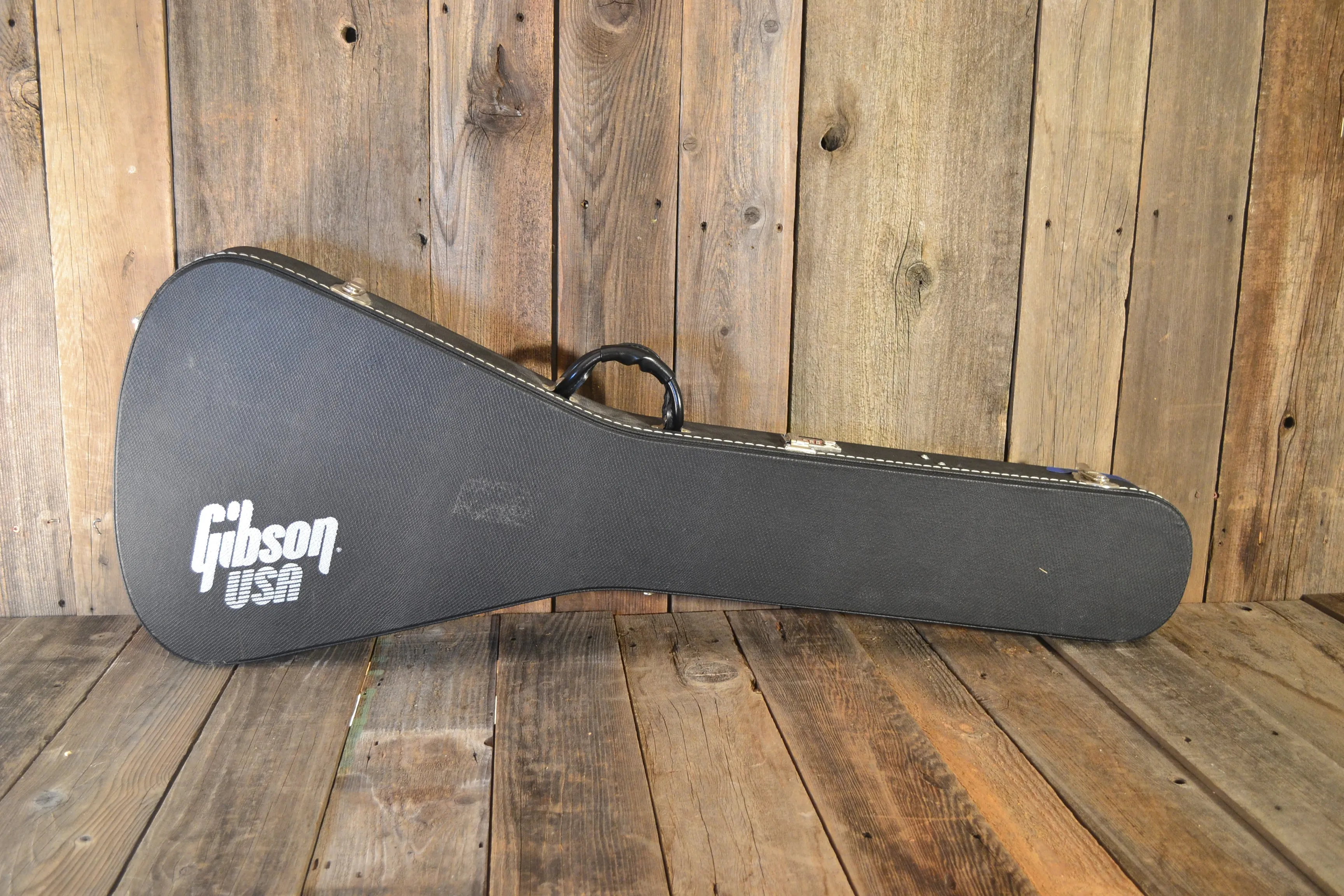 SOLD - Gibson Flying V V98 2001 Purple