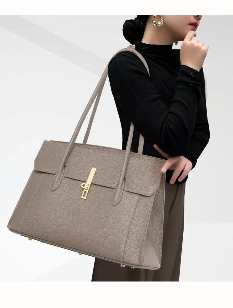 Timelessly Chic Tote