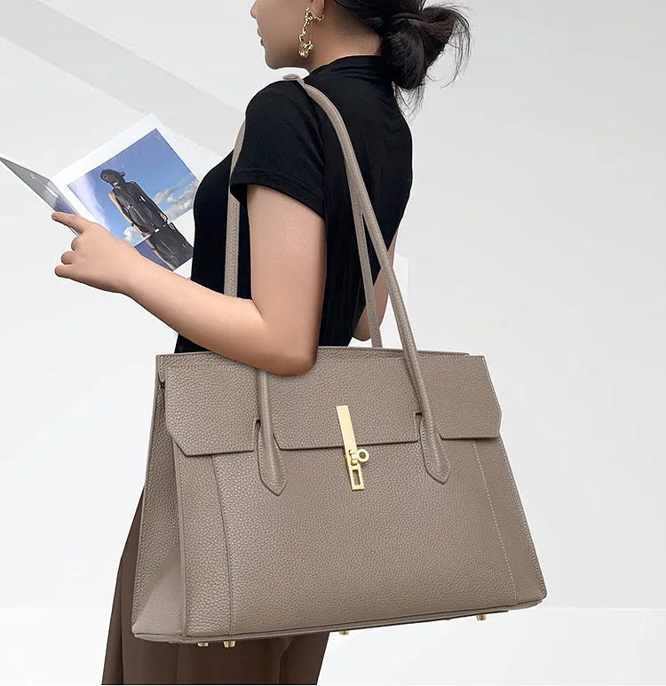 Timelessly Chic Tote