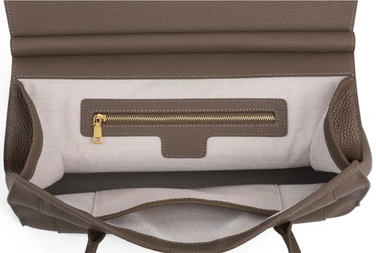 Timelessly Chic Tote