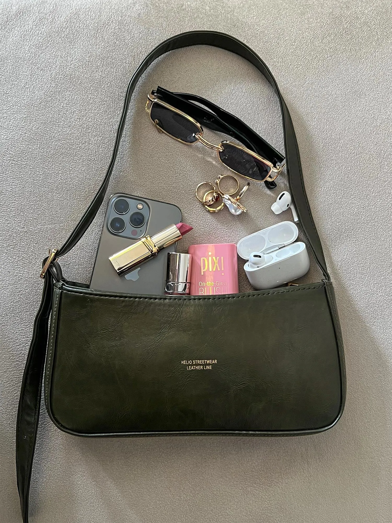 Token Shoulder Leather Bag - Helio
