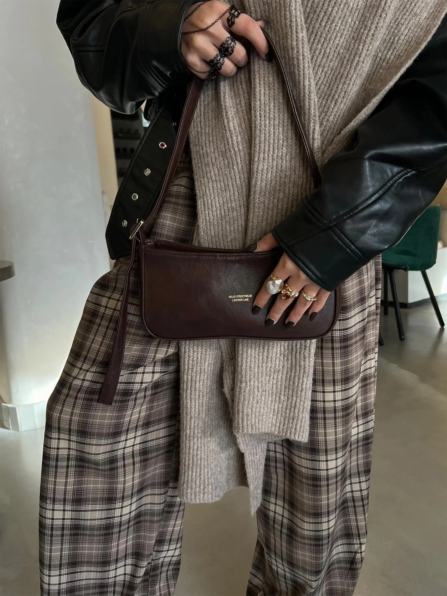 Token Shoulder Leather Bag - Helio