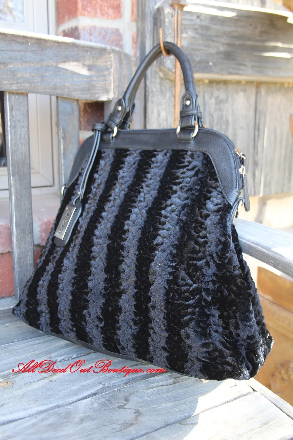 Treska | Black Fur Purse