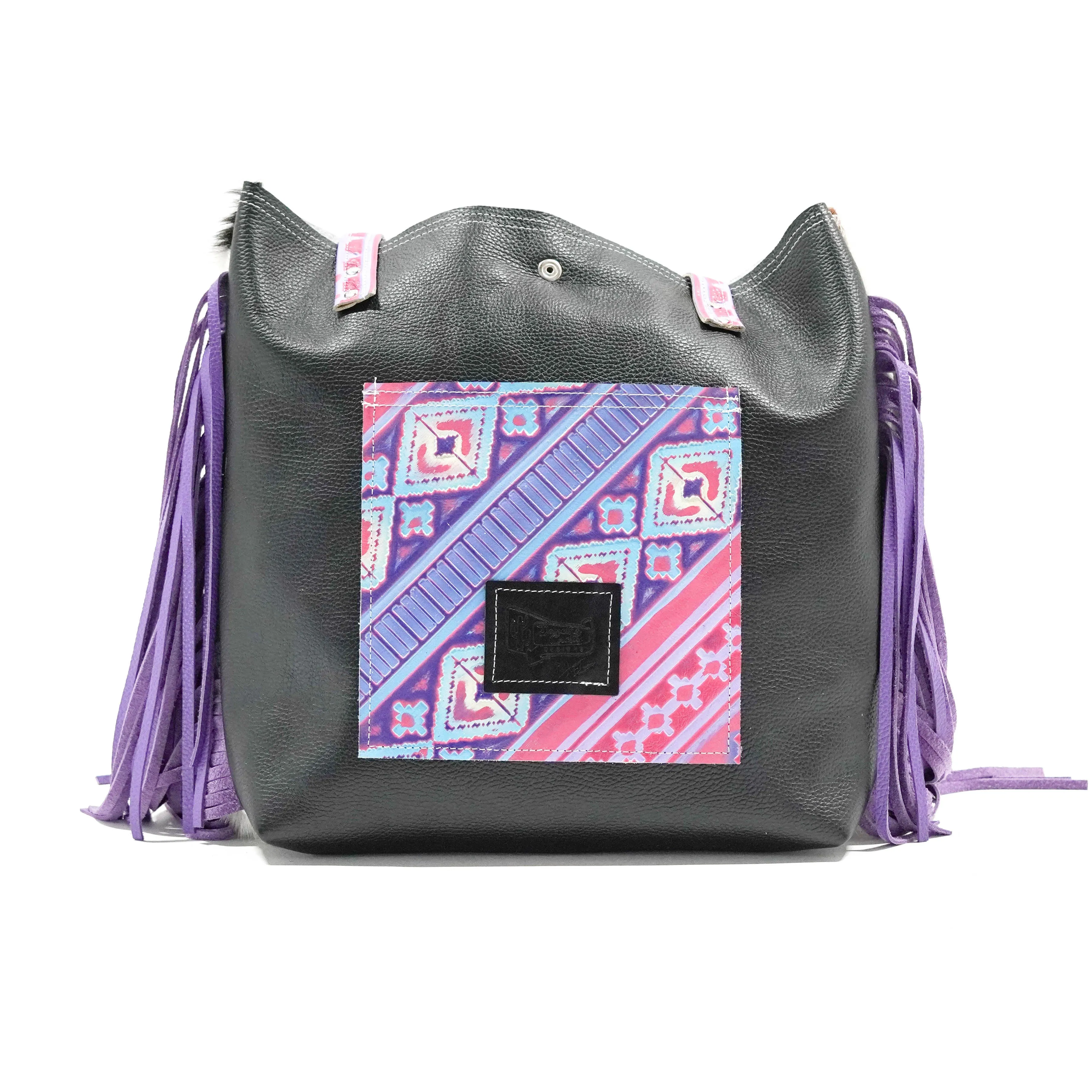 Trisha - Tricolor w/ Unicorn Navajo