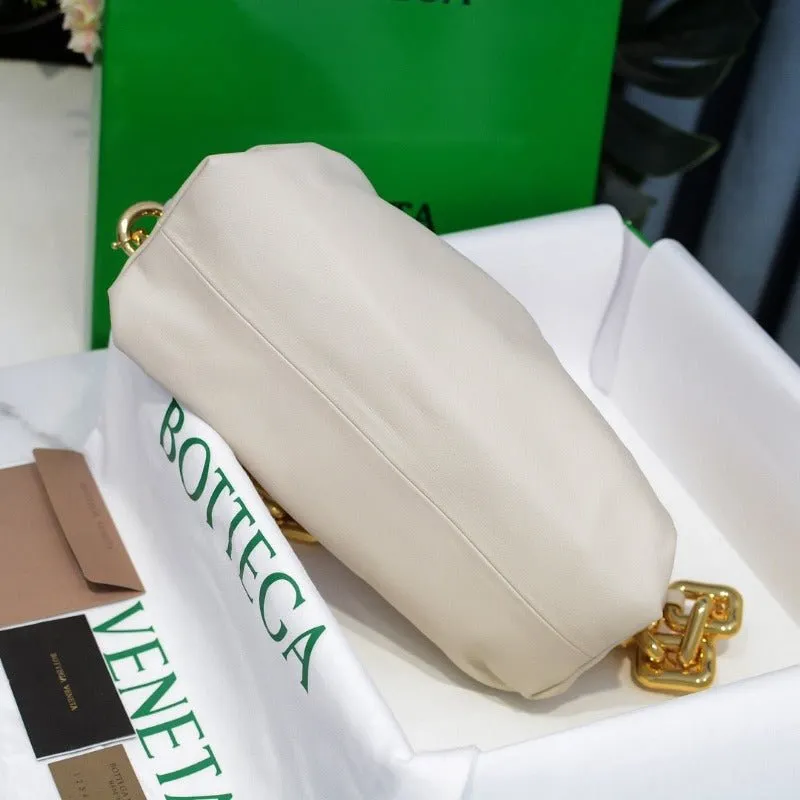 VELORA - Chain Pouch Bag Milk White