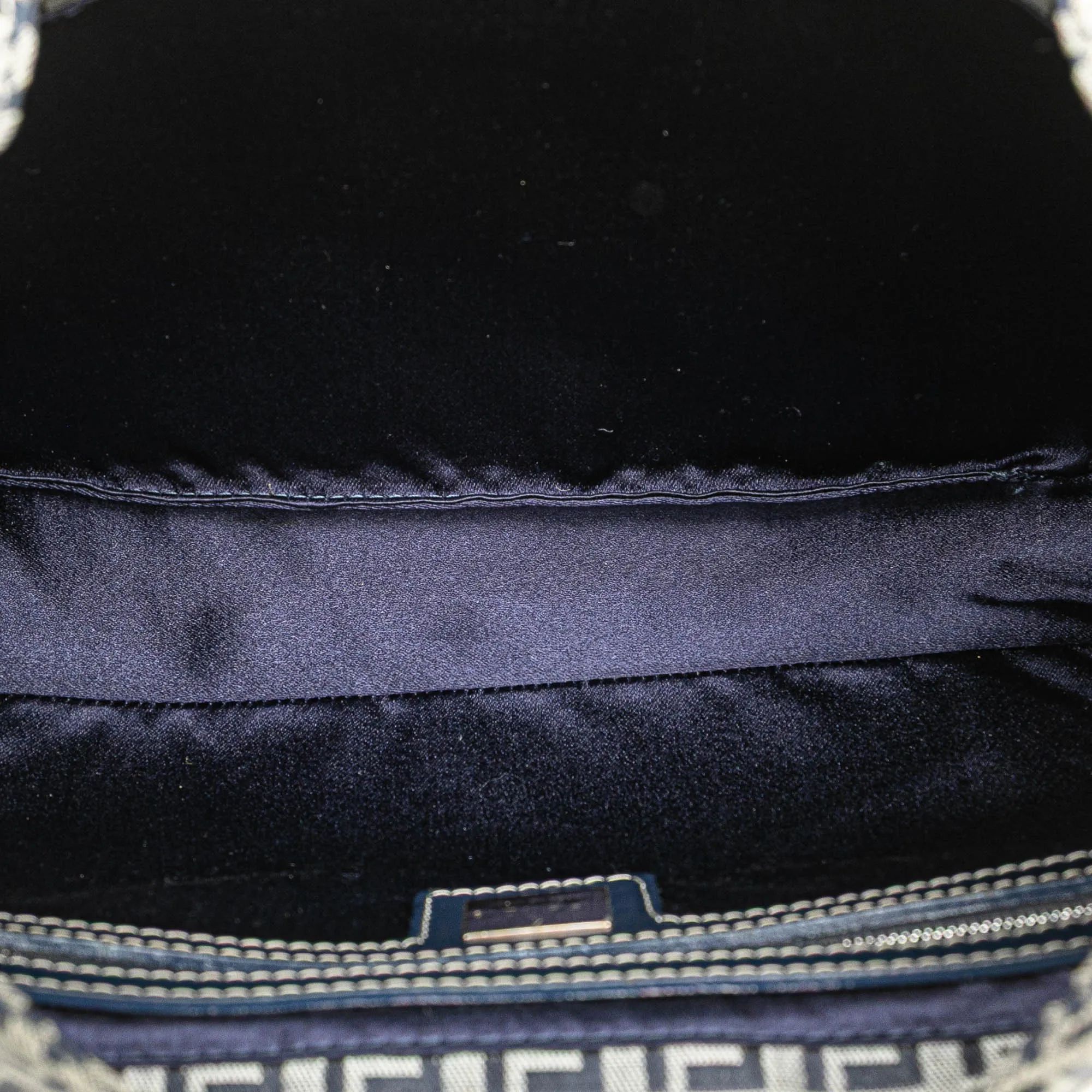 Zucchino Canvas Shoulder Bag